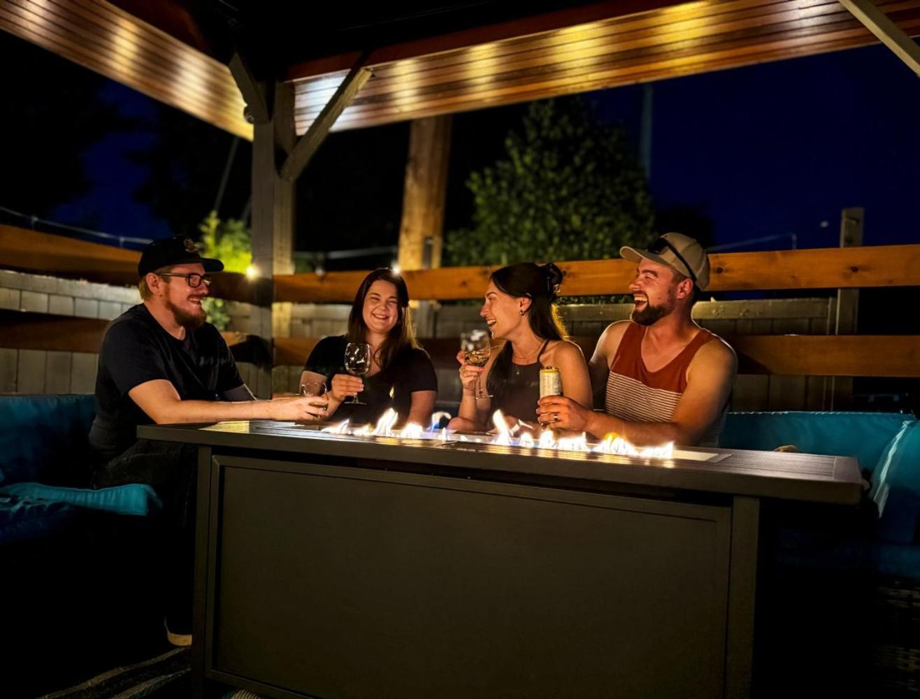 The Tide'S Inn Parksville Buitenkant foto
